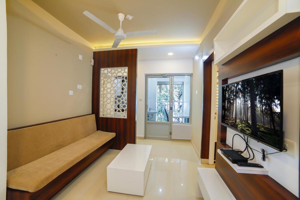 Ambalath Maple Leaves Home Guruvāyūr Εξωτερικό φωτογραφία
