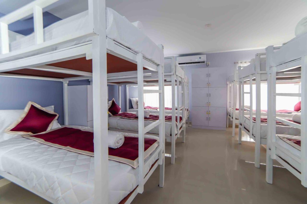 Ambalath Maple Leaves Home Guruvāyūr Εξωτερικό φωτογραφία